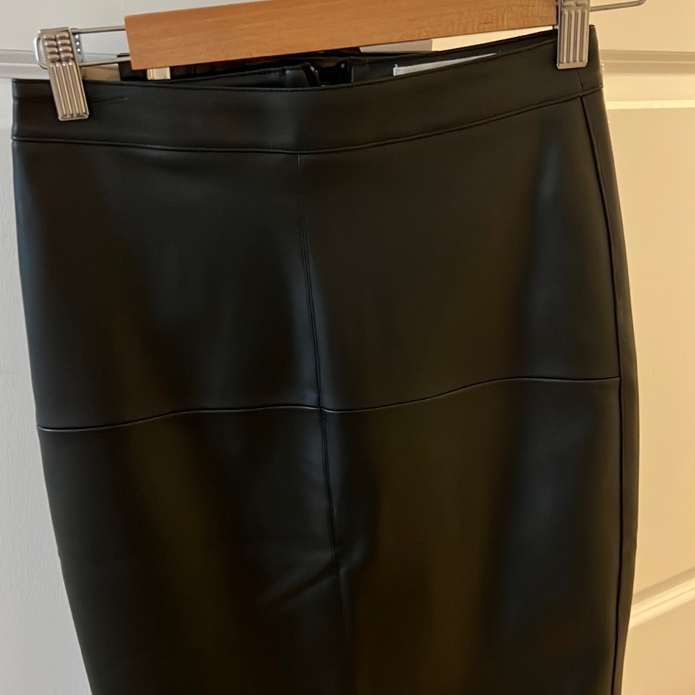 Faux leather pencil skirt. Knee length